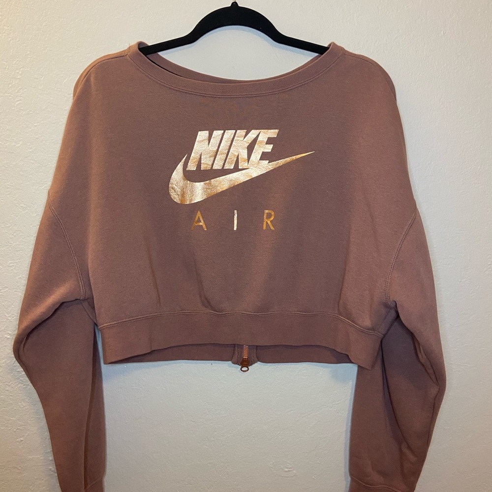 Nike rose gold cropped crew neck